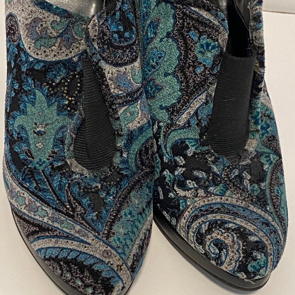 Diba green and black tapestry booties 6M 297 - Picture 10 of 10